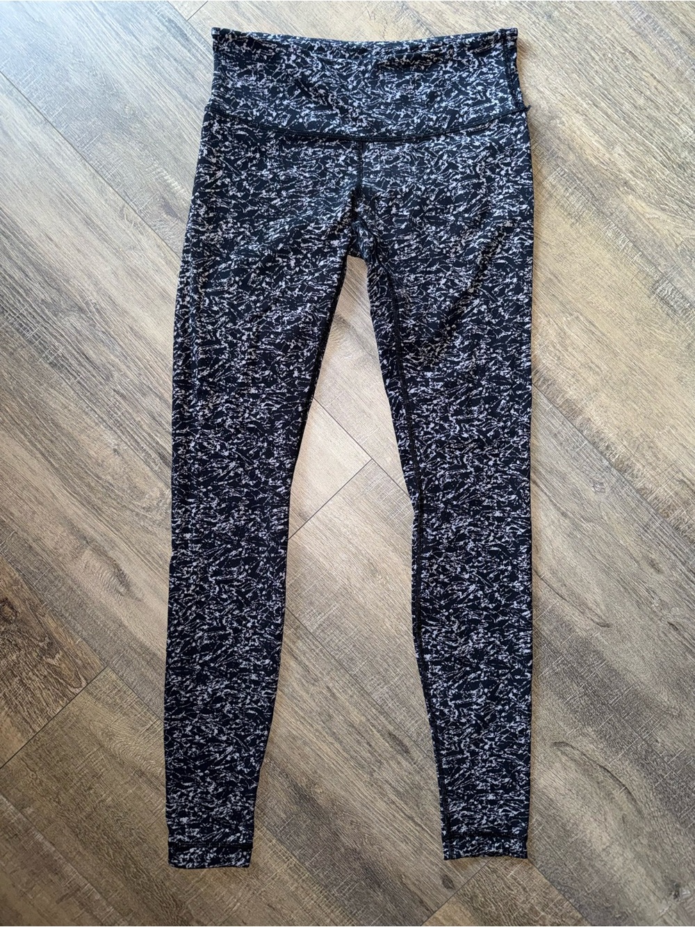 Wunder Train LuluLemon High-Rise leggings
